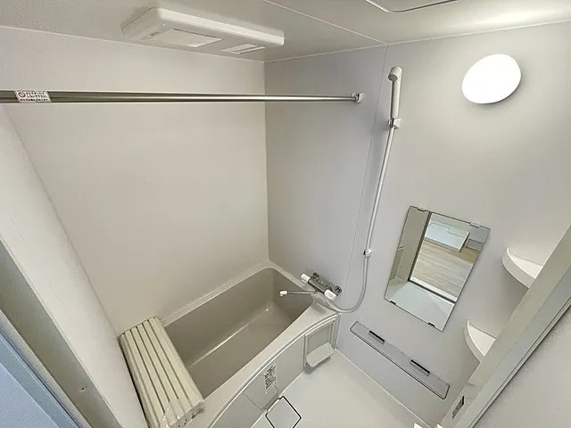 神戸市東灘区向洋町中１丁目の賃貸マンションの浴室