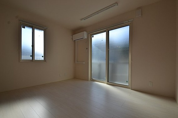神戸市中央区熊内町３丁目の賃貸マンションの洋室