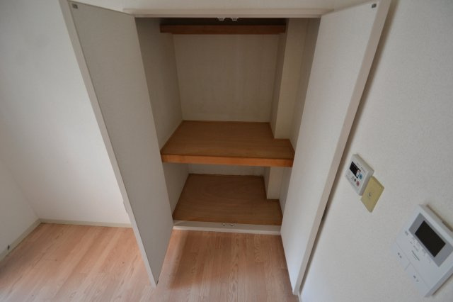 神戸市中央区相生町４丁目の賃貸マンションの収納