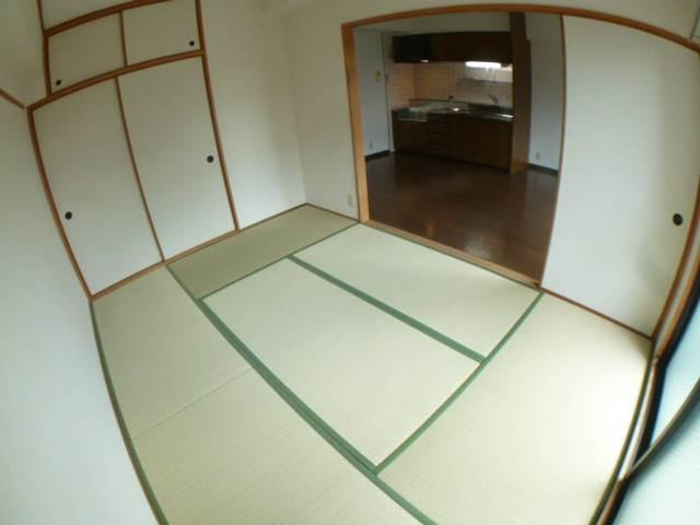 神戸市東灘区御影石町３丁目の賃貸マンションの居間・リビング