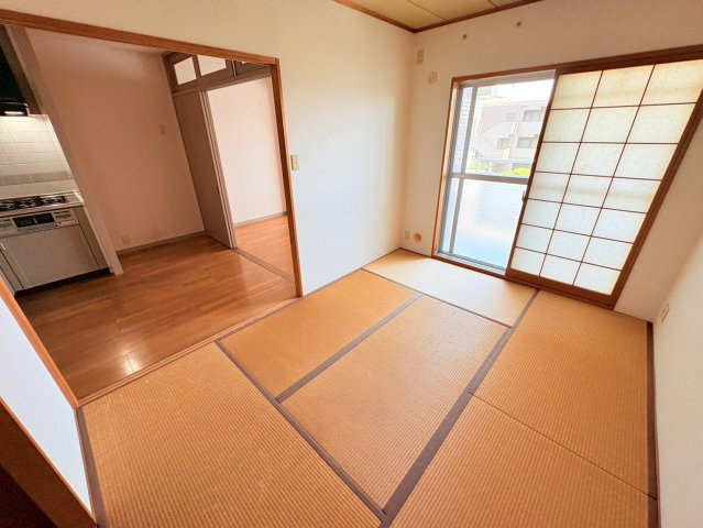 芦屋市三条町の賃貸マンションの居間・リビング