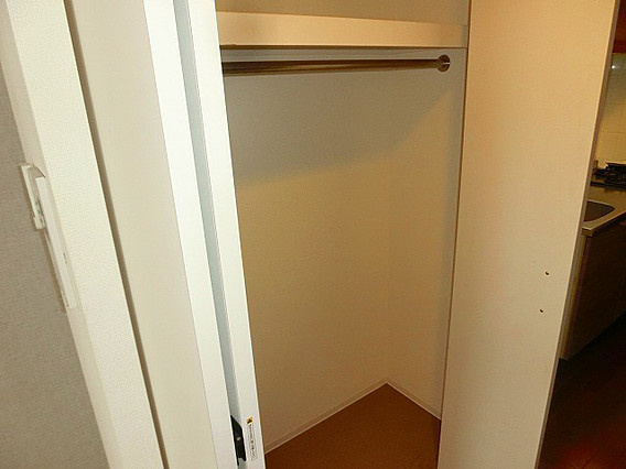 神戸市中央区花隈町の賃貸マンションの収納