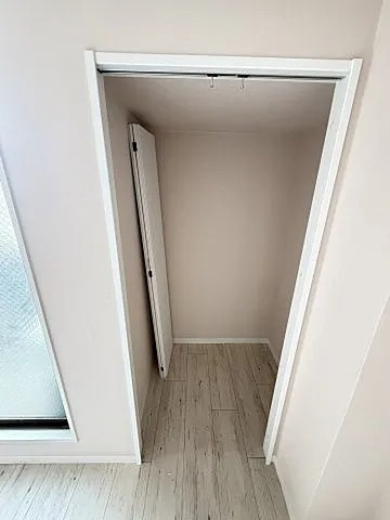 神戸市中央区割塚通４丁目の賃貸マンションの玄関