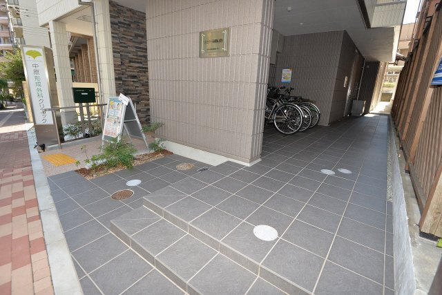 リミナ元町山手のエントランス