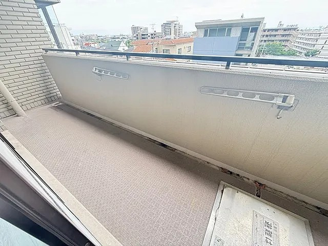 芦屋市親王塚町の賃貸マンションのバルコニー