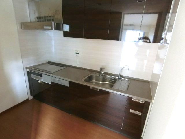 神戸市中央区海岸通６丁目の賃貸マンションのキッチン