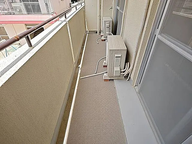 田中マンションのバルコニー