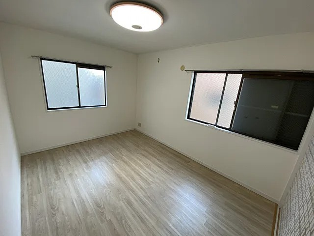 神戸市東灘区甲南町２丁目の賃貸マンションの居間・リビング