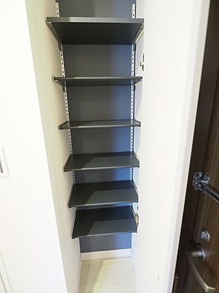 神戸市東灘区田中町１丁目の賃貸マンションの収納