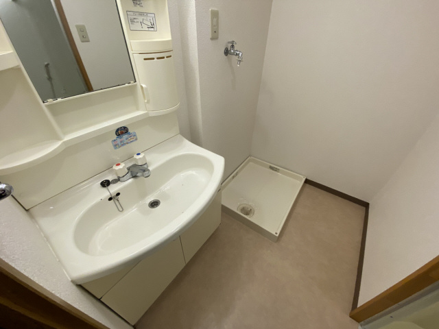 芦屋市朝日ケ丘町の賃貸マンションの洗面所
