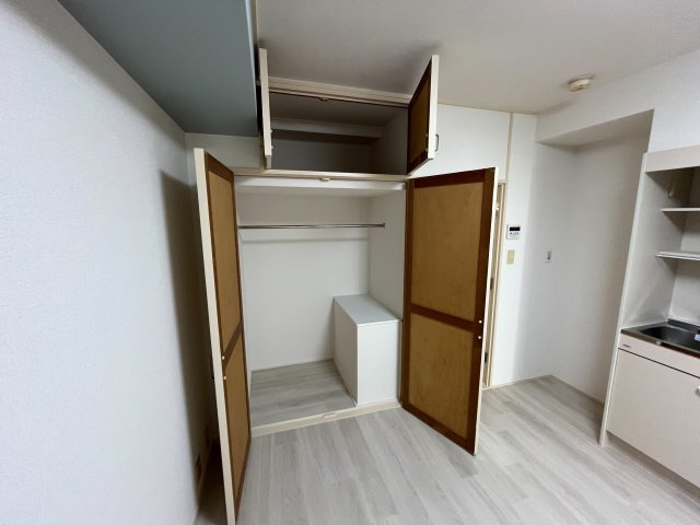 芦屋市大桝町の賃貸マンションの収納