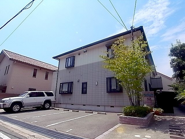 芦屋市大原町の賃貸マンションの外観