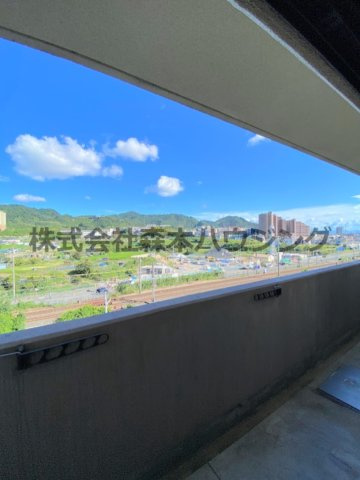 【展望】 | 　シャトー東寝屋川 | 室内からの眺望です