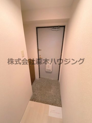 【玄関】 | 　シャトー東寝屋川 | ゆったりとした玄関です