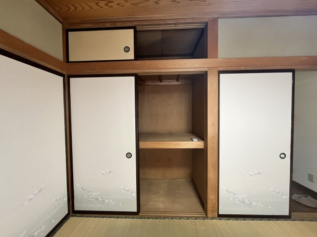 竜王新町４SLDKの収納|2F　和室収納