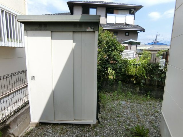 竜王新町４SLDKのその他|外物置2ケ　西側1ケ　東側1ケ