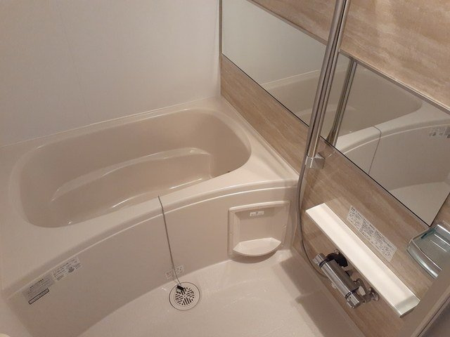 ゆったり過ごせるお風呂です