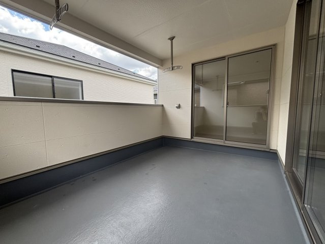 川越市諏訪町第2 5号棟のバルコニー