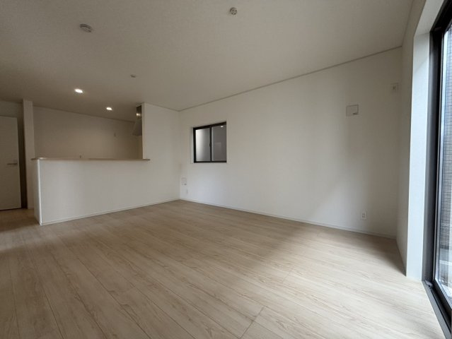 川越市諏訪町第2 5号棟の居間・リビング