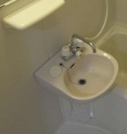 クレアシオン浅草の洗面所