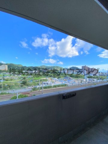【展望】 | 　シャトー東寝屋川 | 室内からの眺望です