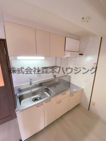 【キッチン】 | 　シャトー東寝屋川 | お料理しやすいキッチンです