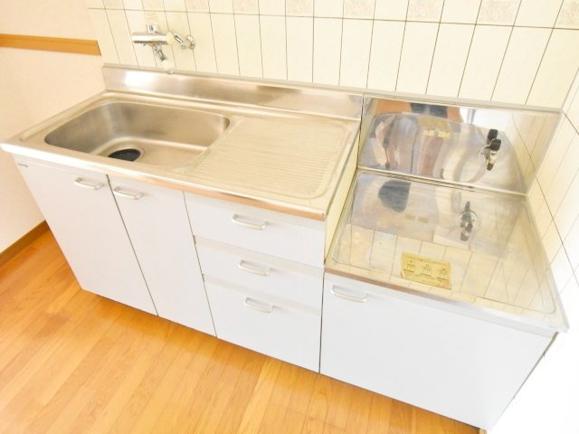 パインツリー港南台のキッチン