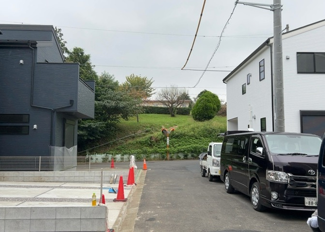 【展望】 | 眺望を気にして物件を探す場合、前面に建物が建っていないか現地で確認しましょう！前面に建物があると景色はもちろん、日当たりや風通しにも影響が出てきます。住んだ時のことを想像しながら現地見学をしましょう。