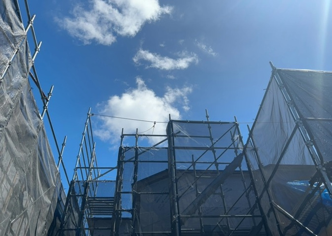 【展望】 | 眺望を気にして物件を探す場合、前面に建物が建っていないか現地で確認しましょう！前面に建物があると景色はもちろん、日当たりや風通しにも影響が出てきます。住んだ時のことを想像しながら現地見学をしましょう。