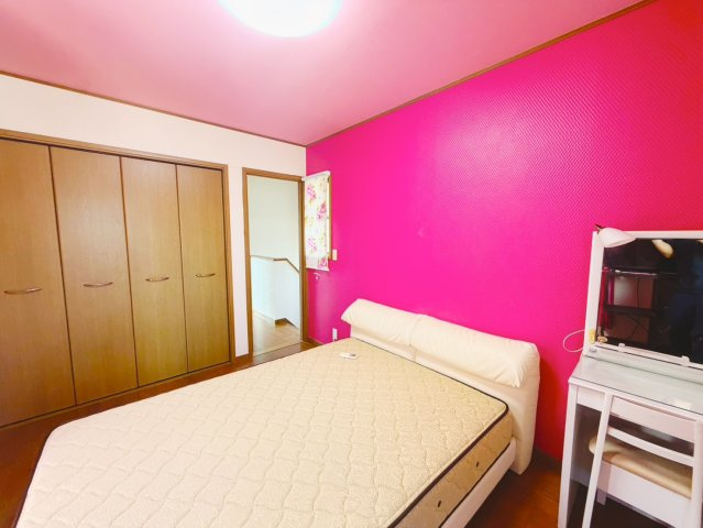稲敷郡河内町の嬉しい家具付き♪おしゃれキッチン♪の洋室