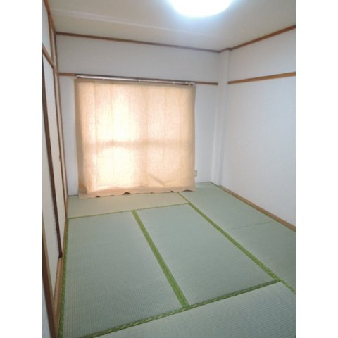 メゾン長栄の和室