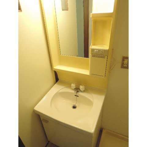メゾン長栄の洗面所