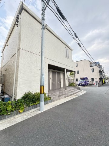 シャルムメゾン摂津の外観