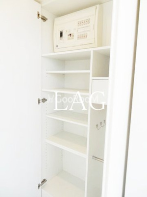【設備】 | ベルドゥムール扇大橋Ⅱ | シューズボックスです。