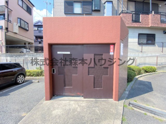 【その他共用部分】 | 　ベルドミール | 専用ごみ置き場です