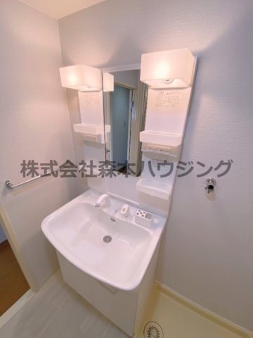 【独立洗面台】 | 　ベルドミール | 朝の支度にも助かる、独立の洗髪洗面化粧台