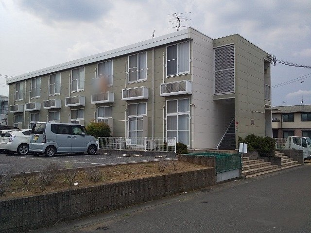 レオパレススラージュマンの外観