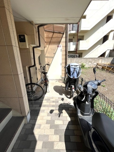 レジデンス新小金井のその他共用部分|駐輪場