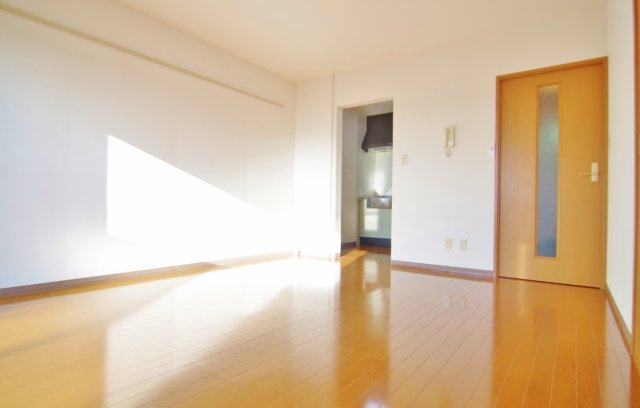 ランドロードUA棟の洋室|※間取り反転