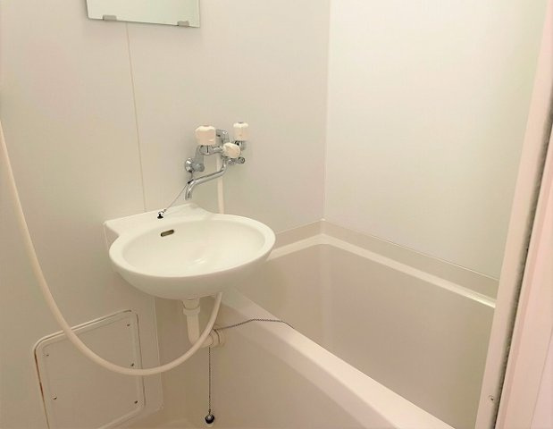 レオパレス柏の丘の浴室