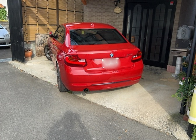 【駐車場】 | 駐車場と明記されていても、最小スペースでつくられた駐車場だと大型車は駐車できなかったり、出入りしにくくなったりする可能性があります。お車のサイズと購入したい物件の駐車場のサイズを現地で確認しましょう。