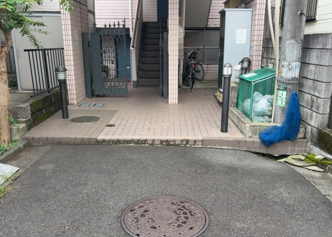 【内装】 | スカイコート矢部第２ | 共用部分は、一棟の建物に住む区分所有者全員が共同で所有するとし、共用部分の管理、補修などは、区分所有者で形成される管理組合が行います。個人の判断で勝手に変更することはできませんので覚えておきましょう。