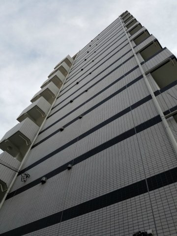 ライジングプレイス両国二番館の外観