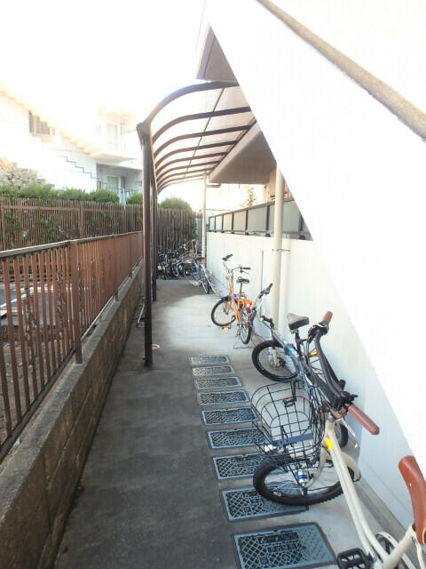 屋根付き駐輪場！