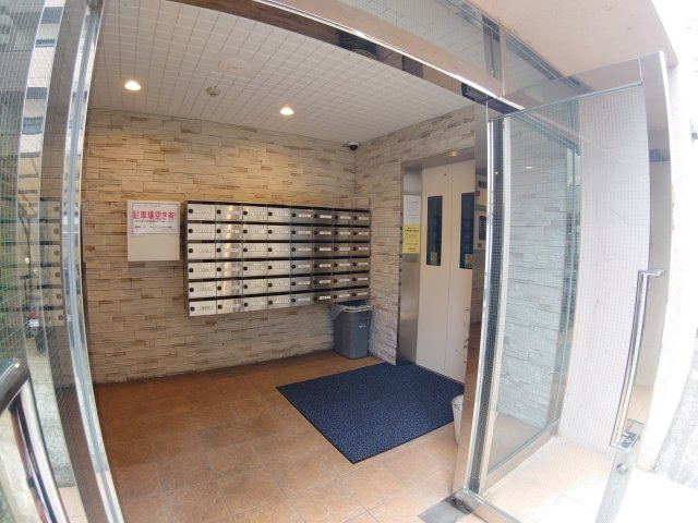 【エントランス】 | キャピタルハウス栄町