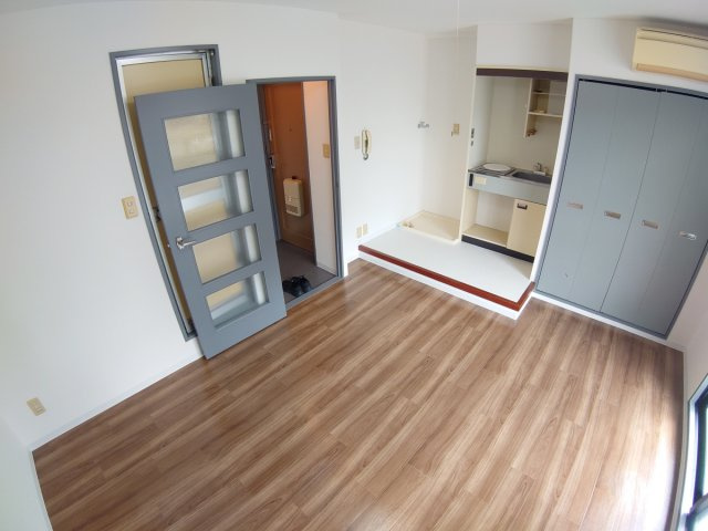 【居間・リビング】 | キャピタルハウス栄町