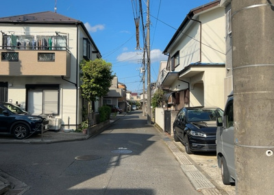 【展望】 | シャルム林間 | 眺望の良さを楽しめるダイニングキッチンで家族団らんの時間を過ごしてはいかがでしょうか。バルコニーから見える景色を家族で眺める時間は、時間が経つのを忘れてしまいそうですね。是非、現地を見に行きましょう！