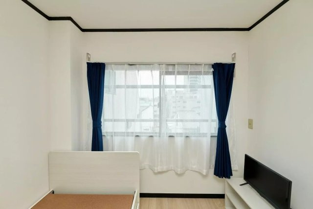 AP182 OLA COURT 西田辺 (オラコート西田辺) 403の居間・リビング|



