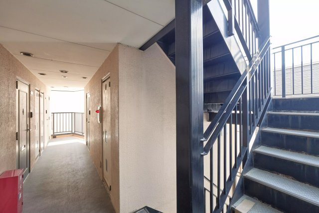 AP122 EST-1（昭和町） 302の外観|




