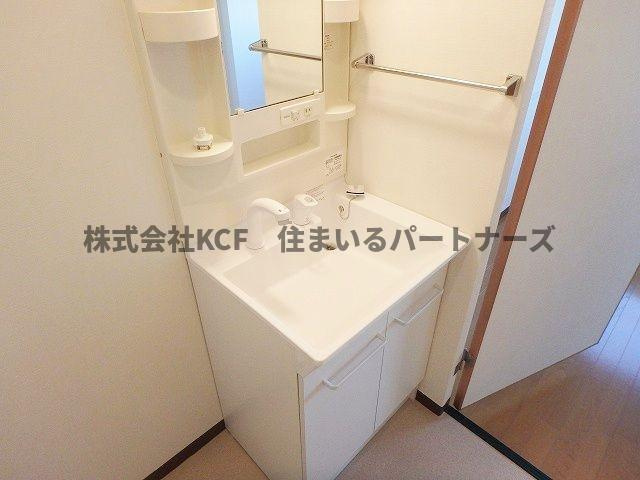 すかる梅満の洗面所|脱衣スペースもあります